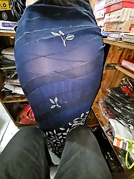 Snapshot of indianhotwife639 chatting on 03/17/26, 05:44 indianhotwife639 online show from 03/17/26, 05:44