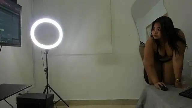 Snapshot of arielasm chatting on 01/16/26, 01:59 arielasm online show from 01/16/26, 01:59