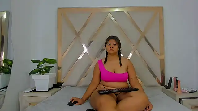 Snapshot of arielasm chatting on 03/05/26, 12:01 arielasm online show from 03/05/26, 12:01