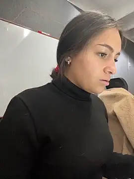 Alyha Cortes online show from 02/16/26, 01:51