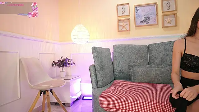 LoonaNyx online show from 09/25/25, 11:36