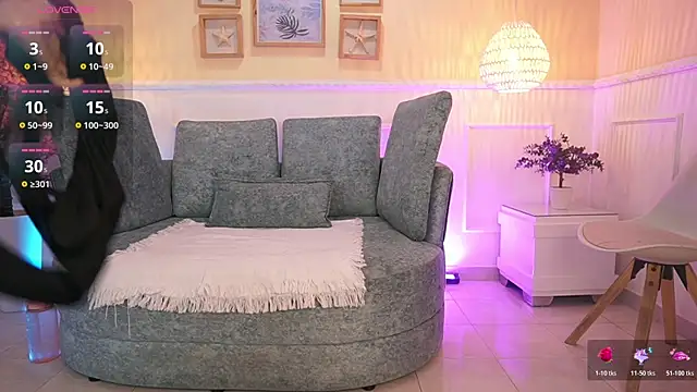 LoonaNyx online show from 11/17/25, 11:38