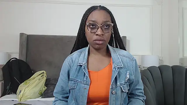 NatashaSilver online show from 10/18/25, 01:01