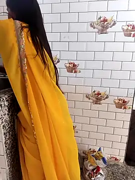 Snapshot of Shalu_G chatting on 05/16/26, 08:44 Shalu G online show from 05/16/26, 08:44