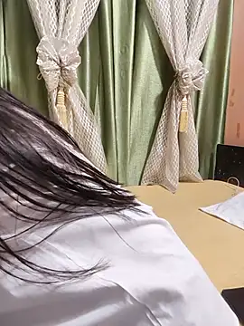 Snapshot of Shalu_G chatting on 06/19/26, 04:33 Shalu G online show from 06/19/26, 04:33