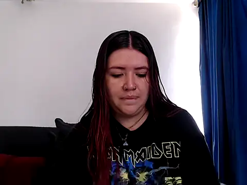 Snapshot of evilheart_69 chatting on 09/12/25, 05:13 evilheart 69 online show from 09/12/25, 05:13