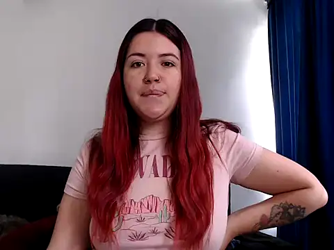 Snapshot of evilheart_69 chatting on 09/24/25, 05:16 evilheart 69 online show from 09/24/25, 05:16