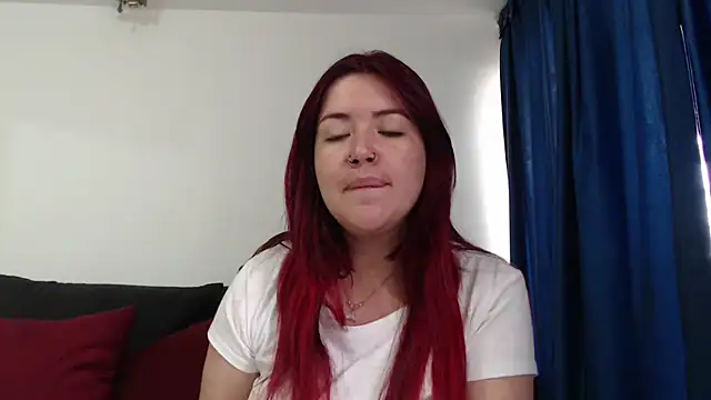 Snapshot of evilheart_69 chatting on 10/20/25, 05:02 evilheart 69 online show from 10/20/25, 05:02