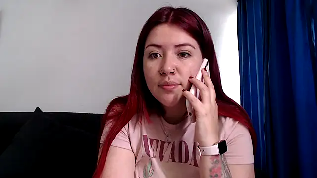 Snapshot of evilheart_69 chatting on 10/23/25, 04:39 evilheart 69 online show from 10/23/25, 04:39