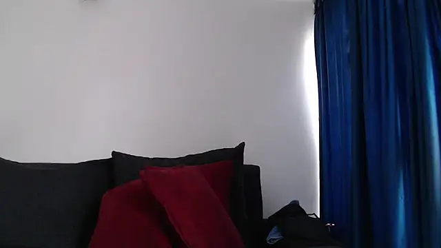 Snapshot of evilheart_69 chatting on 11/03/25, 03:46 evilheart 69 online show from 11/03/25, 03:46