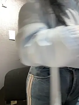 Emily Rivers  online show from 09/19/25, 01:34