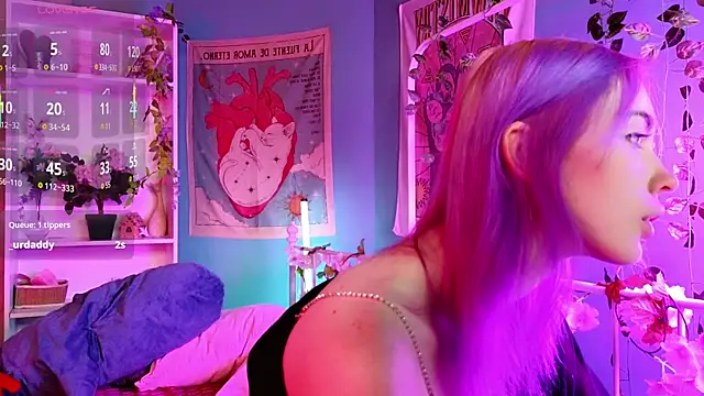 Snapshot of Kiara_Dream chatting on 10/16/25, 09:16 Kiara Dream online show from 10/16/25, 09:16