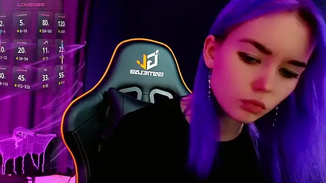 Snapshot of Kiara_Dream chatting on 11/03/25, 09:05 Kiara Dream online show from 11/03/25, 09:05