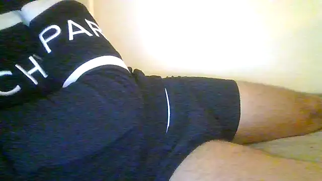 Snapshot of wanis7531 chatting on 11/12/25, 10:09 wanis7531 online show from 11/12/25, 10:09