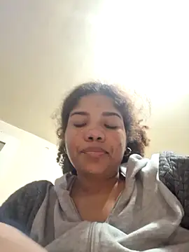 madelene online show from 02/19/25, 02:33