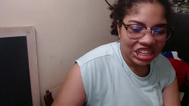 madelene online show from 02/21/25, 01:44