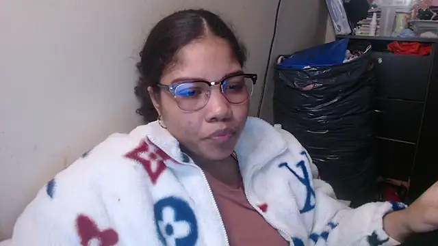 madelene online show from 03/06/25, 10:04