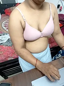 Snapshot of Rushali_69 chatting on 05/03/26, 02:12 Rushali 69 online show from 05/03/26, 02:12