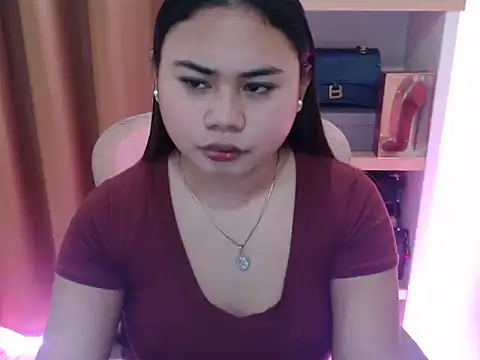 Annafoxy2xx online show from 05/11/26, 12:33