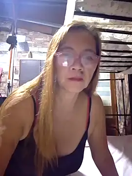 SexyHottMom online show from 11/13/25, 12:26