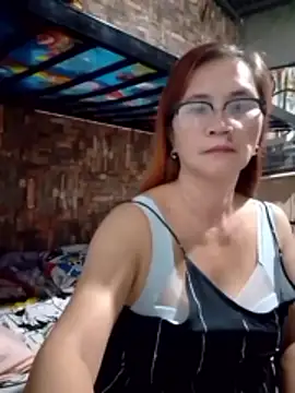 SexyHottMom online show from 04/26/26, 09:23