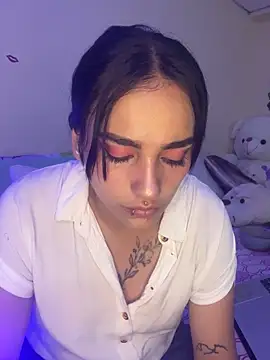 MiaRousexxx  online show from 10/04/25, 12:52