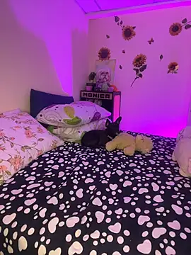 MiaRousexxx  online show from 10/27/25, 02:59