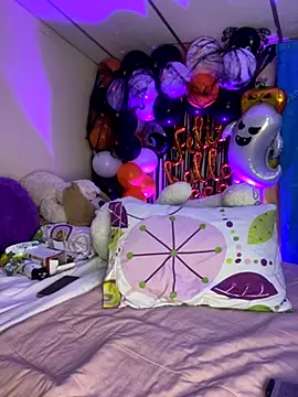 MiaRousexxx  online show from 10/31/25, 01:17