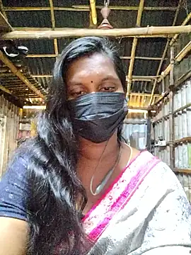 Snapshot of Tamildivya18 chatting on 10/09/25, 03:59 Tamildivya18 online show from 10/09/25, 03:59