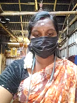 Snapshot of Tamildivya18 chatting on 10/22/25, 05:41 Tamildivya18 online show from 10/22/25, 05:41