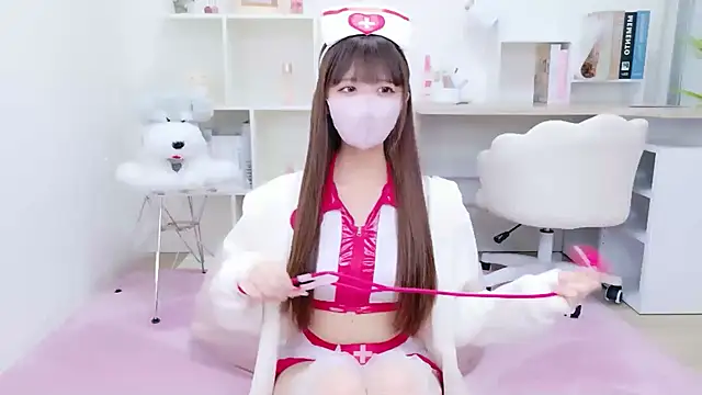 Reina Fcup online show from 11/29/25, 10:18