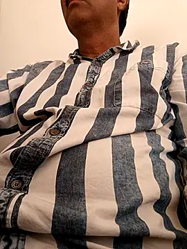 moonflower25 online show from 10/16/25, 08:59