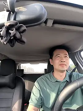 huanhuanaaaaa online show from 04/27/26, 08:34