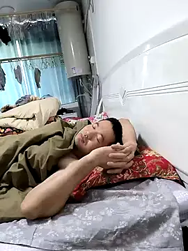 huanhuanaaaaa online show from 05/05/26, 01:46