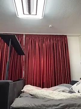 Emilia Mausi online show from 09/30/25, 10:09