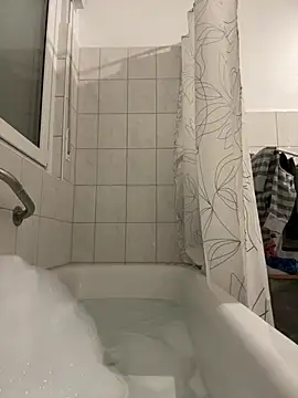 Snapshot of Emilia_Mausi chatting on 02/16/26, 08:05 Emilia Mausi online show from 02/16/26, 08:05