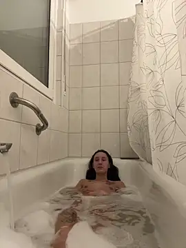 Snapshot of Emilia_Mausi chatting on 02/20/26, 08:42 Emilia Mausi online show from 02/20/26, 08:42