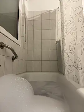 Snapshot of Emilia_Mausi chatting on 02/22/26, 08:07 Emilia Mausi online show from 02/22/26, 08:07