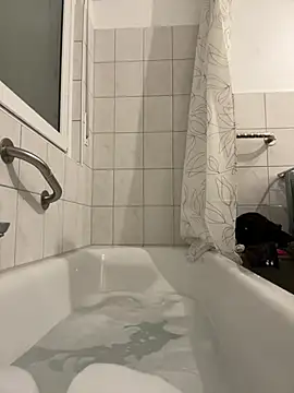 Snapshot of Emilia_Mausi chatting on 03/14/26, 08:36 Emilia Mausi online show from 03/14/26, 08:36