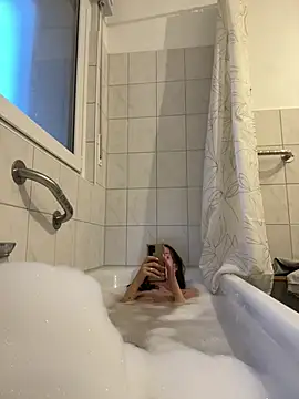 Emilia Mausi online show from 05/11/26, 07:11