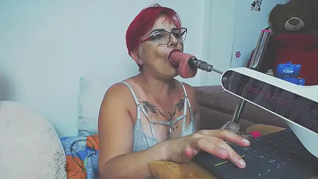 Yeny hot  online show from 10/01/25, 04:40