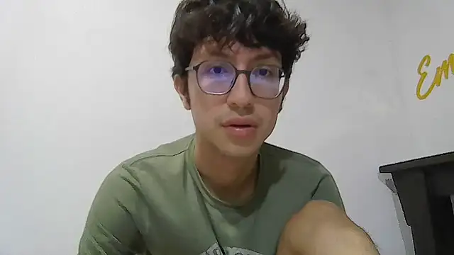 Snapshot of Kevintdx chatting on 09/10/25, 02:44 Kevintdx online show from 09/10/25, 02:44