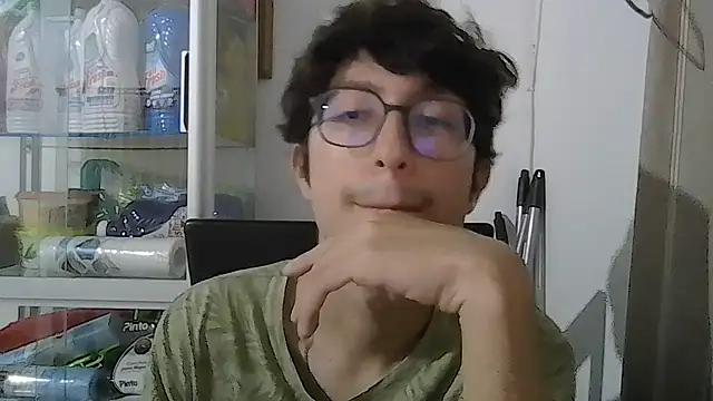 Snapshot of Kevintdx chatting on 09/29/25, 02:49 Kevintdx online show from 09/29/25, 02:49