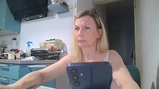 Sweetmurrr online show from 06/24/26, 12:53