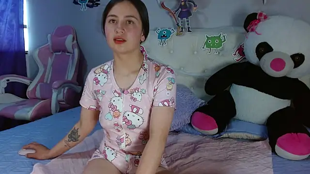 Zaaida  online show from 10/24/25, 01:51