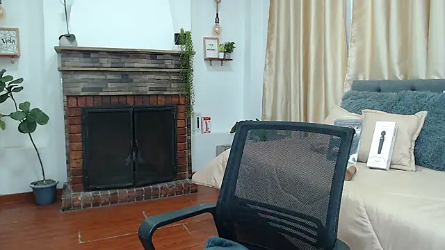 zohet kriss online show from 10/06/25, 02:03