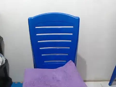 Snapshot of NaughtyPussy4u chatting on 11/28/25, 03:58 NaughtyPussy4u online show from 11/28/25, 03:58