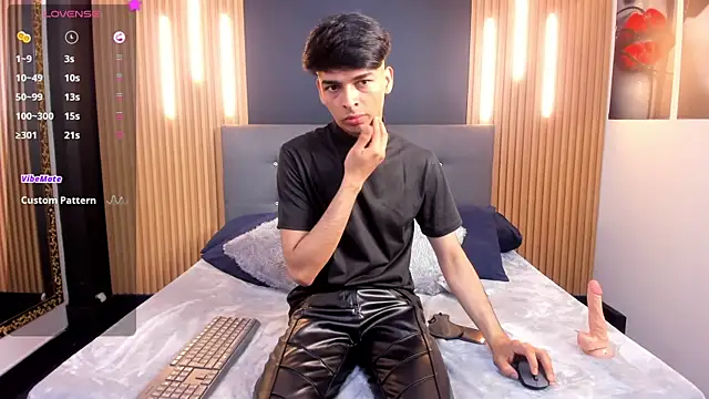 OnlyJos online show from 10/27/25, 07:40