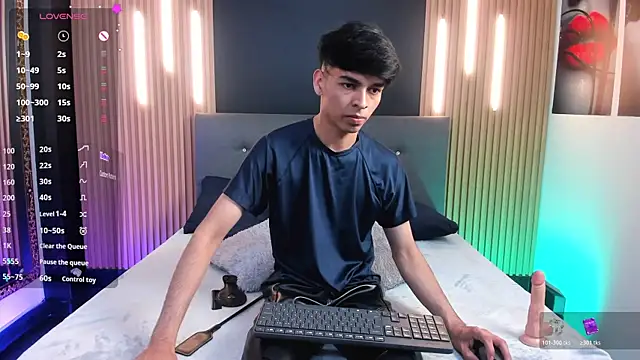 OnlyJos online show from 11/21/25, 08:18