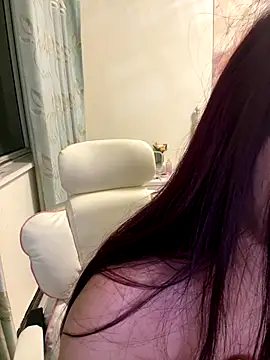 Snapshot of mimi9420 chatting on 09/18/25, 03:25 mimi9420 online show from 09/18/25, 03:25